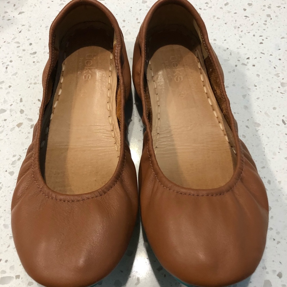 Chestnut Tieks!